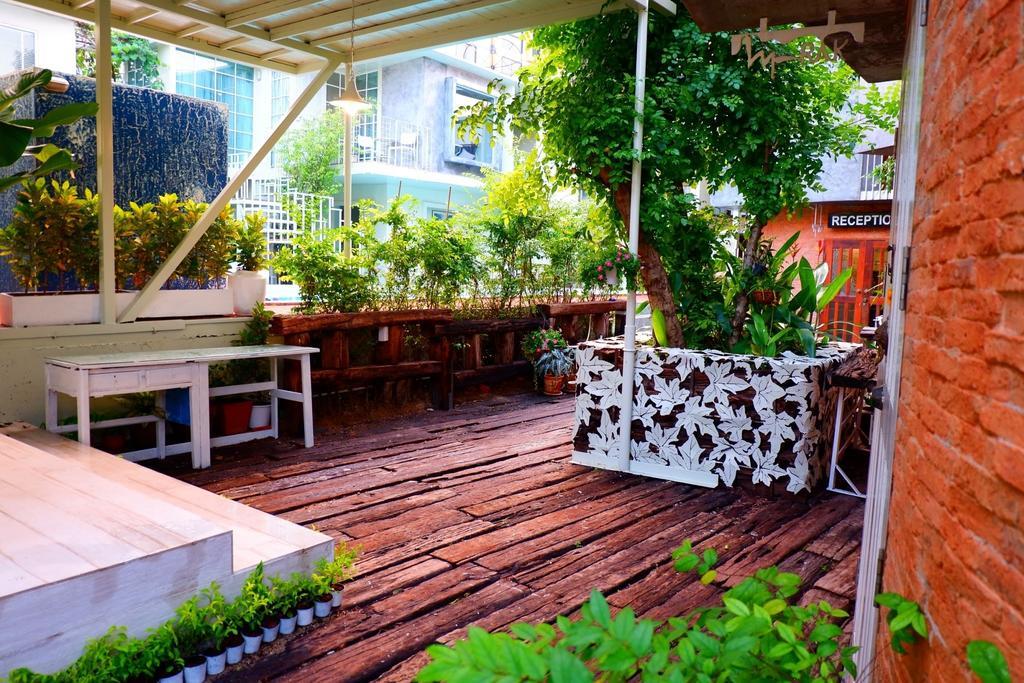Hy Resort Chonburi Buitenkant foto